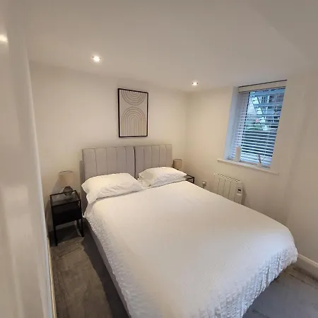 Sandbeck Apartments, Haven